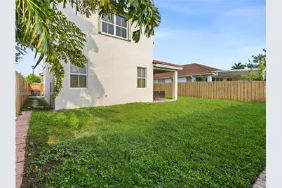 8542 NW 111th Ct, Doral, FL 33178 - Photo 23