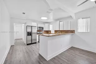 1168 NW 30th St, Miami, FL 33127 - Photo 5