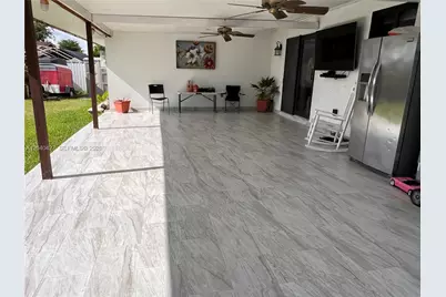 235 SW 18th Ave, Homestead, FL 33030 - Photo 5
