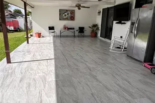235 SW 18th Ave, Homestead, FL 33030 - Photo 5