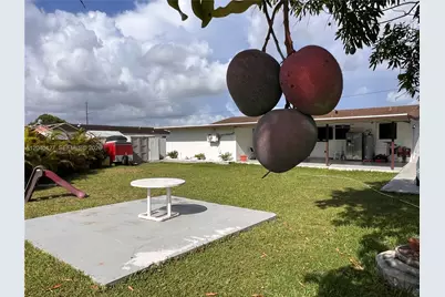 235 SW 18th Ave, Homestead, FL 33030 - Photo 19