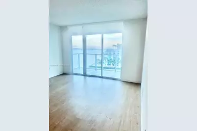1155 Brickell Bay Dr #807, Miami, FL 33131 - Photo 1