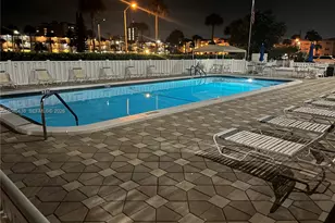 3221 NE 8th St, Pompano Beach, FL 33062 - Photo 31