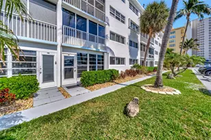 3221 NE 8th St, Pompano Beach, FL 33062 - Photo 17