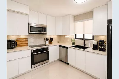 305 Lakeview Dr #204, Weston, FL 33326 - Photo 5