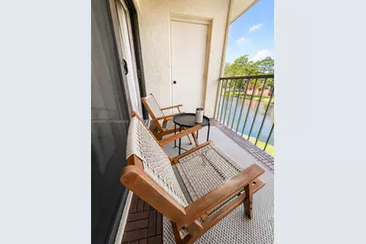305 Lakeview Dr #204, Weston, FL 33326 - Photo 19