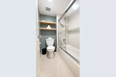 305 Lakeview Dr #204, Weston, FL 33326 - Photo 17