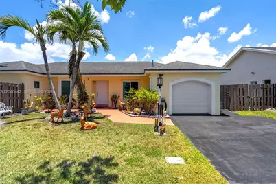 10170 NW 54th Ter, Doral, FL 33178 - Photo 3
