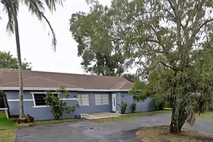 7318-7320 NW 76th Dr, Tamarac, FL 33321 - Photo 1