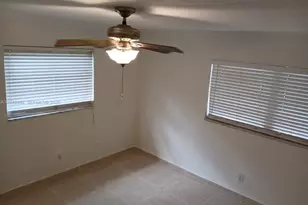 7318-7320 NW 76th Dr, Tamarac, FL 33321 - Photo 5