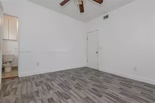 259 NE 111th St, Miami, FL 33161 - Photo 13