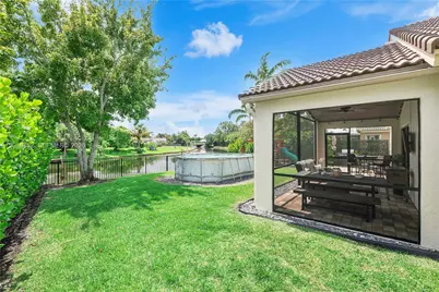 124 Preserve Dr, Royal Palm Beach, FL 33411 - Photo 49