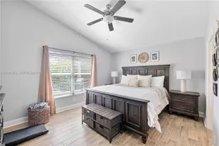 124 Preserve Dr, Royal Palm Beach, FL 33411 - Photo 33