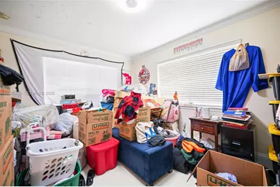6185 W 10th Ave, Hialeah, FL 33012 - Photo 31