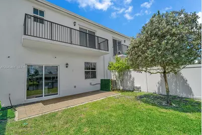 805 SE 18th St, Homestead, FL 33034 - Photo 19