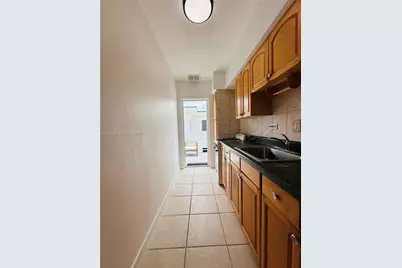 2045 Calais Dr #7, Miami Beach, FL 33141 - Photo 7