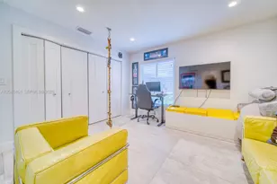 9737 SW 98th St, Miami, FL 33176 - Photo 11