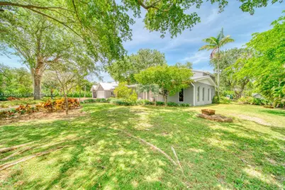 9737 SW 98th St, Miami, FL 33176 - Photo 45