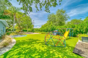 9737 SW 98th St, Miami, FL 33176 - Photo 57