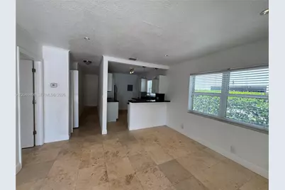 2724 NE 15th St #1, Fort Lauderdale, FL 33304 - Photo 3