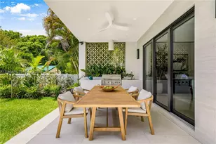 1008 NE 114th St, Biscayne Park, FL 33161 - Photo 27