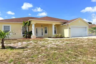 3762 SW Darby Ln, Port Saint Lucie, FL 34953 - Photo 5