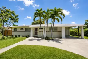 9110 SW 44th St, Miami, FL 33165 - Photo 1