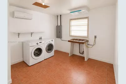9110 SW 44th St, Miami, FL 33165 - Photo 17