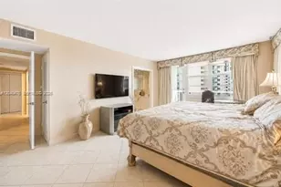3725 S Ocean Dr, Hollywood, FL 33019 - Photo 19