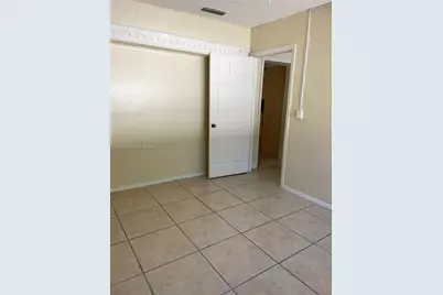 800 NW 76th Ave #800, Pembroke Pines, FL 33024 - Photo 3
