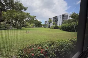 20500 W Country Club Dr, Aventura, FL 33180 - Photo 5