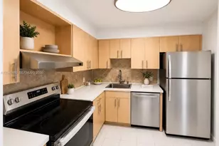 20500 W Country Club Dr, Aventura, FL 33180 - Photo 3