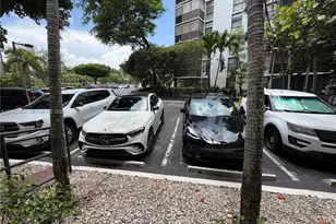 20500 W Country Club Dr, Aventura, FL 33180 - Photo 5