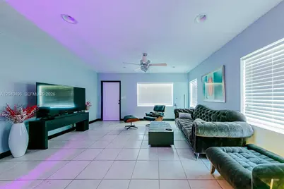 7006 NW 99th Way, Tamarac, FL 33321 - Photo 3