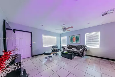 7006 NW 99th Way, Tamarac, FL 33321 - Photo 9