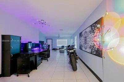 7006 NW 99th Way, Tamarac, FL 33321 - Photo 7