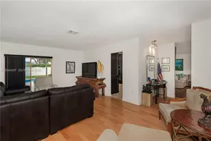 3900 N 43rd Ave, Hollywood, FL 33021 - Photo 23