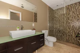 3900 N 43rd Ave, Hollywood, FL 33021 - Photo 15