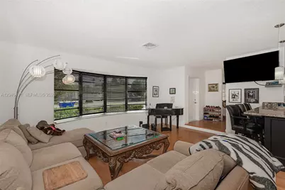 3900 N 43rd Ave, Hollywood, FL 33021 - Photo 15