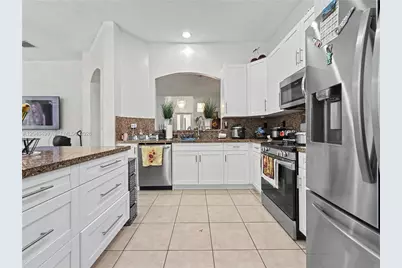 522 NE 20th Ave, Homestead, FL 33033 - Photo 5