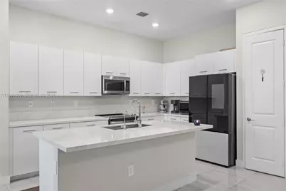17384 SW 41st St, Miramar, FL 33029 - Photo 5