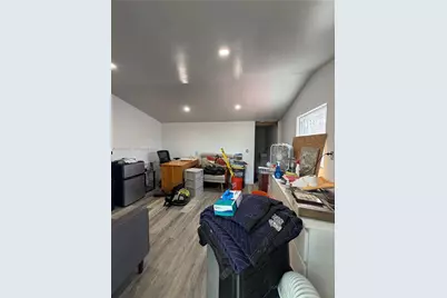867 NW 109th St, Miami, FL 33168 - Photo 19