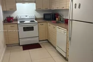 2217 NW 7th St, Miami, FL 33125 - Photo 7