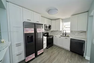 2541 Aragon Blvd #305, Sunrise, FL 33322 - Photo 3