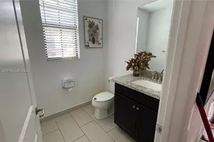 11618 SW 13th Ct, Pembroke Pines, FL 33025 - Photo 13