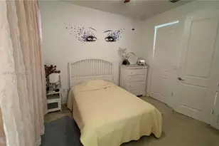 11618 SW 13th Ct, Pembroke Pines, FL 33025 - Photo 23