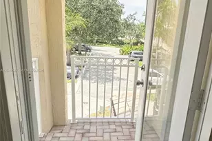 2150 NW 171st Terrace, Pembroke Pines, FL 33028 - Photo 15