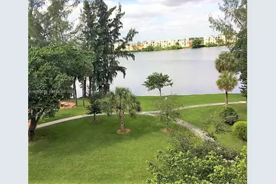 10000 NW 80 Ct #2537, Hialeah Gardens, FL 33016 - Photo 13
