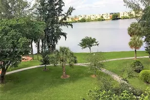 10000 NW 80th Ct, Hialeah Gardens, FL 33016 - Photo 13