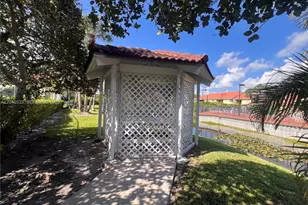 5661 Riverside Dr, Coral Springs, FL 33067 - Photo 35